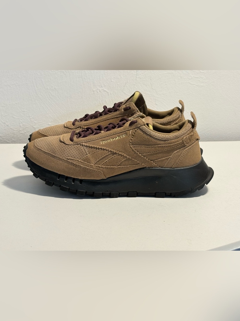 Reebok Classic Leather Legacy x Sneakersnstuff "Wild Brown" sneakers